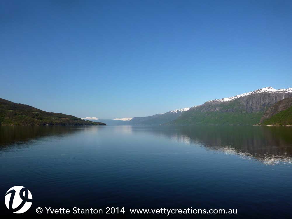 stunning Hardangerfjord