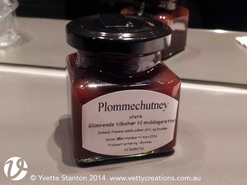 contraband plommechutney