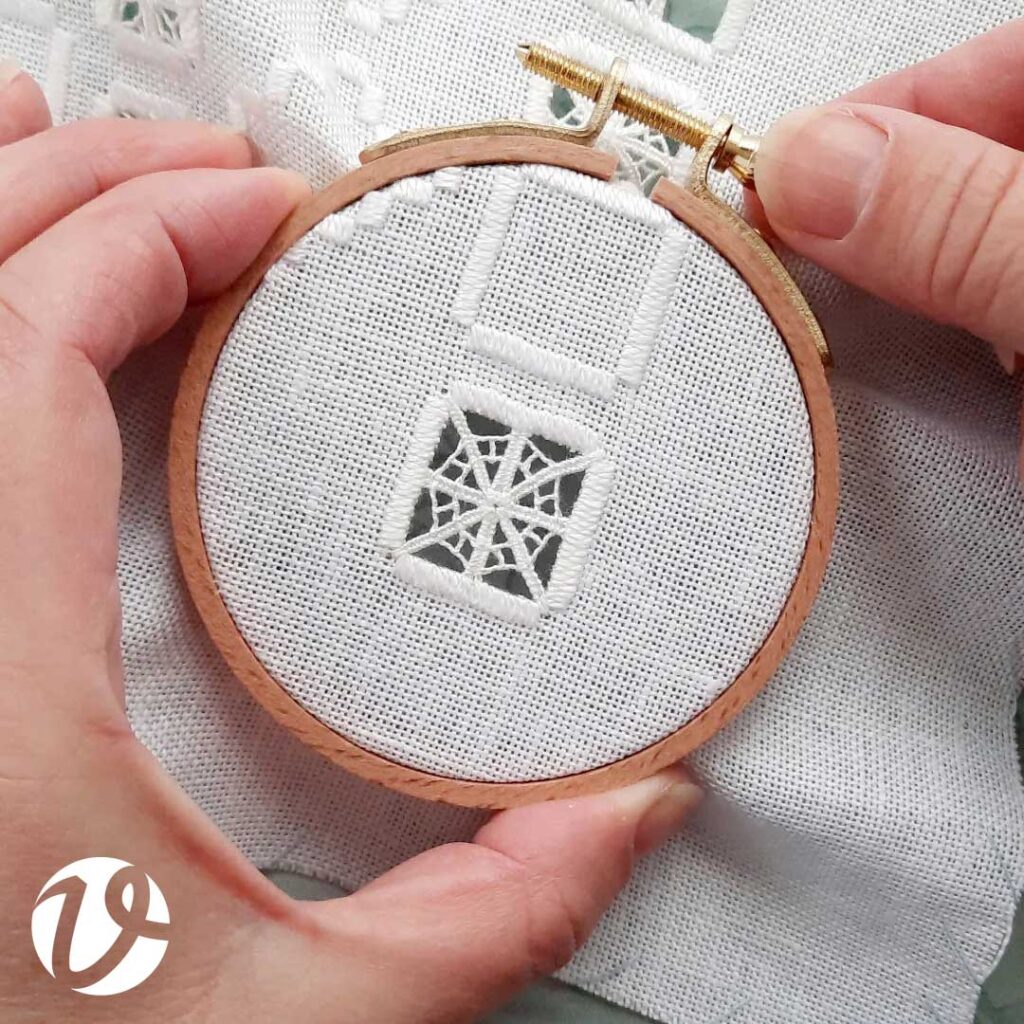 3 inch wooden embroidery hoop